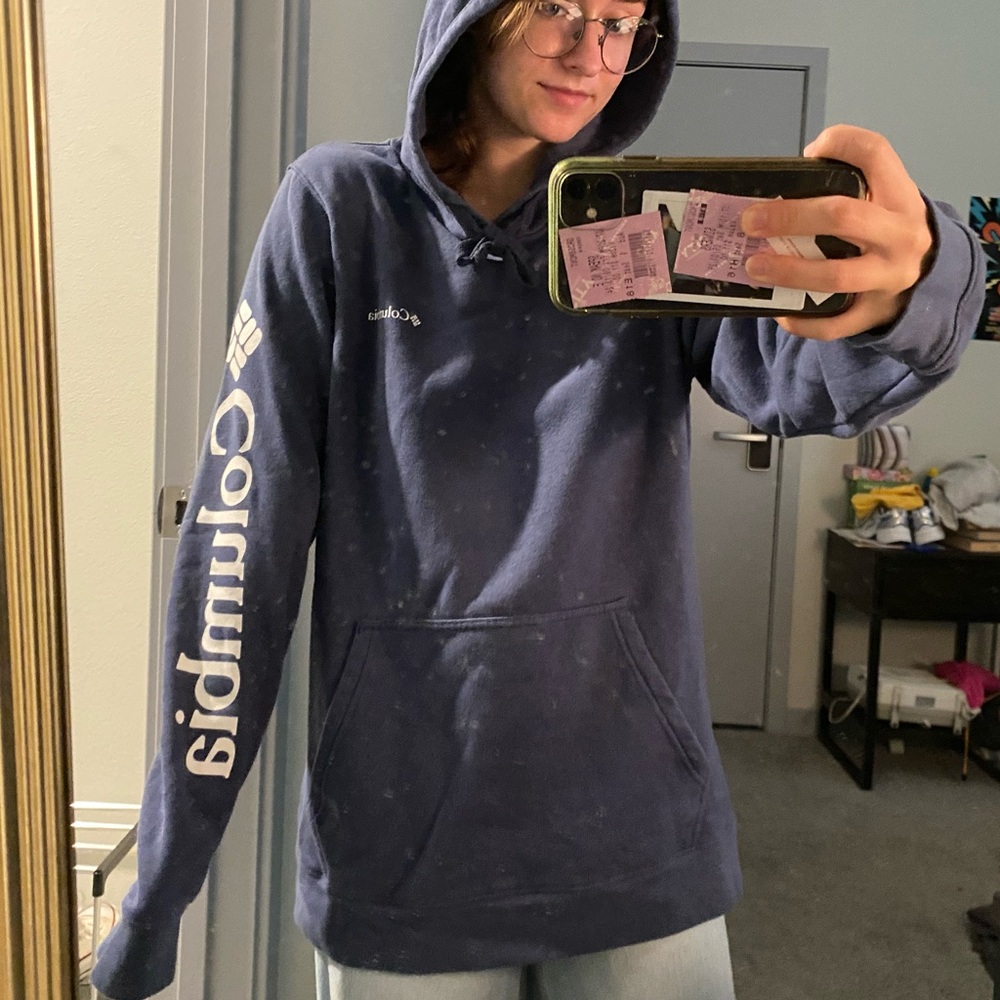 columbia sweatshirt